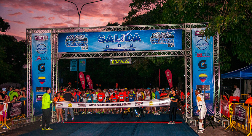 1.500 corredores participaron en el Media Maratón de Valencia