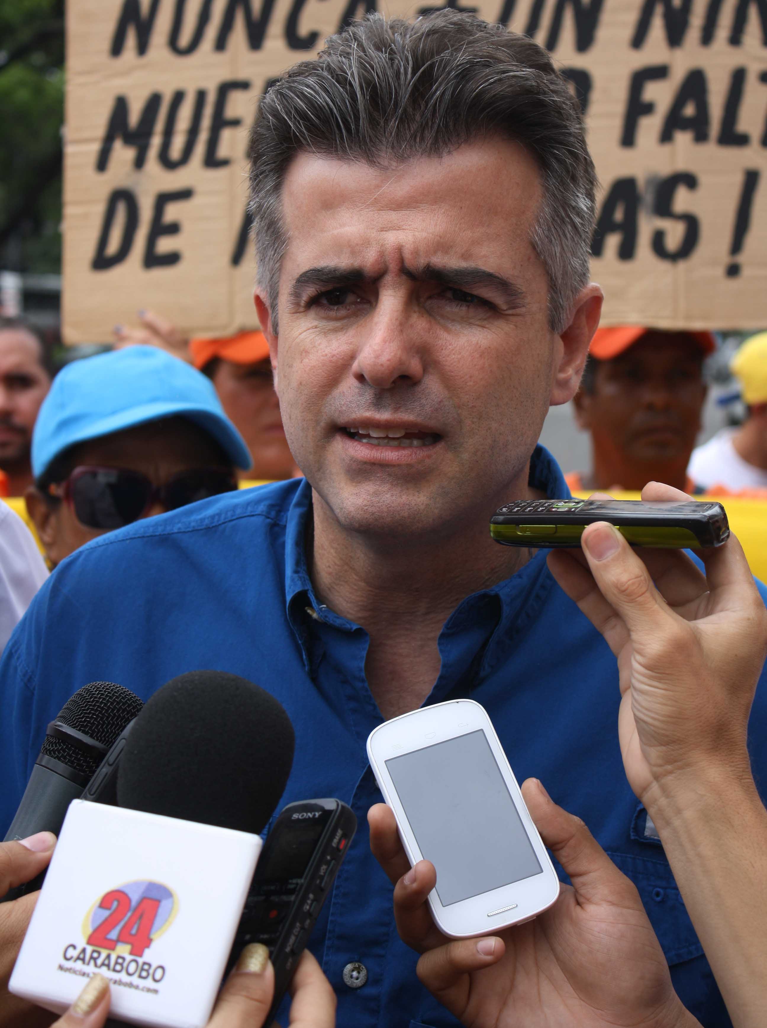 Feo La Cruz: En Carabobo deben validarse 15 mil 479 firmas ante el CNE para activar revocatorio