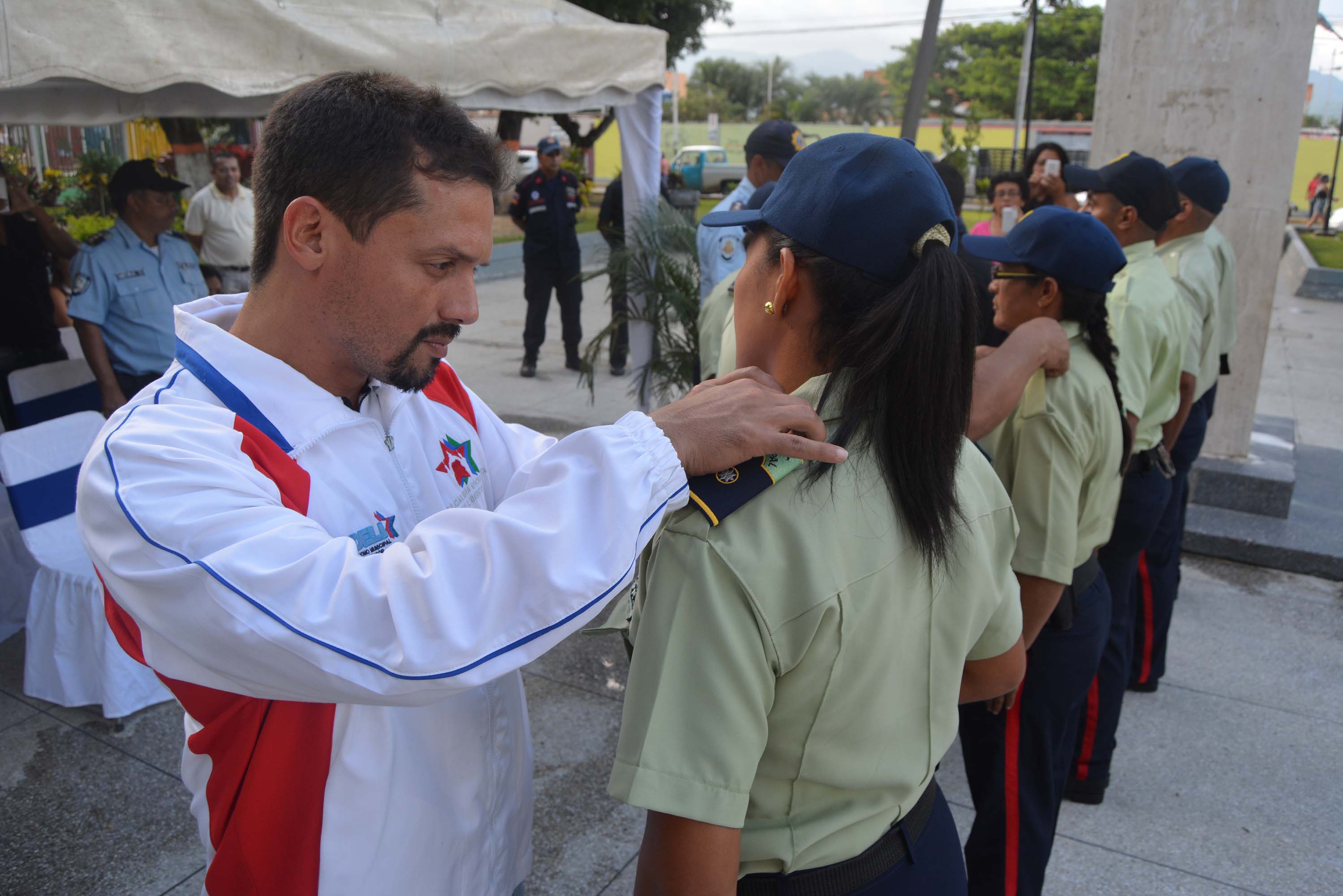 Gestión del alcalde Perozo asciende a funcionarios de la policía municipal