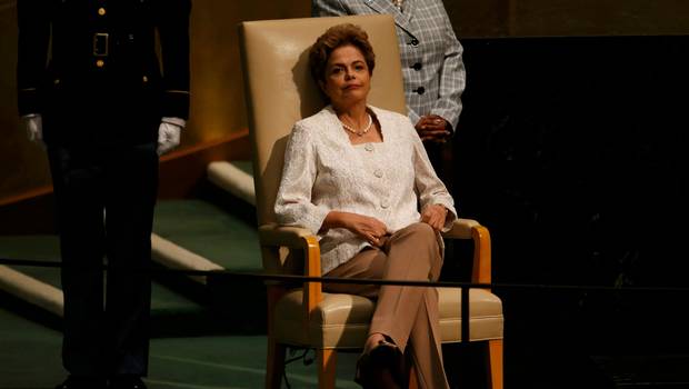 Venezuela retira a su embajador en Brasil en respaldo a Rousseff