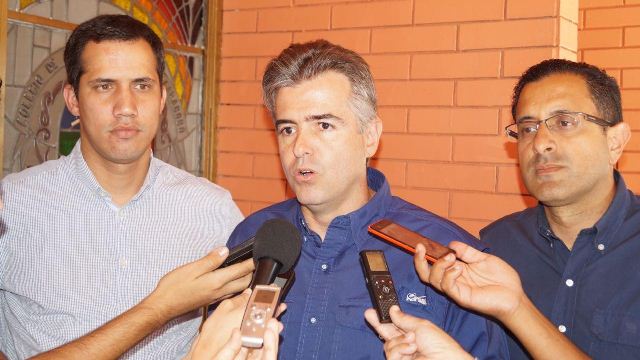 Feo la cruz:”En democracia el mejor diálogo es con elecciones”