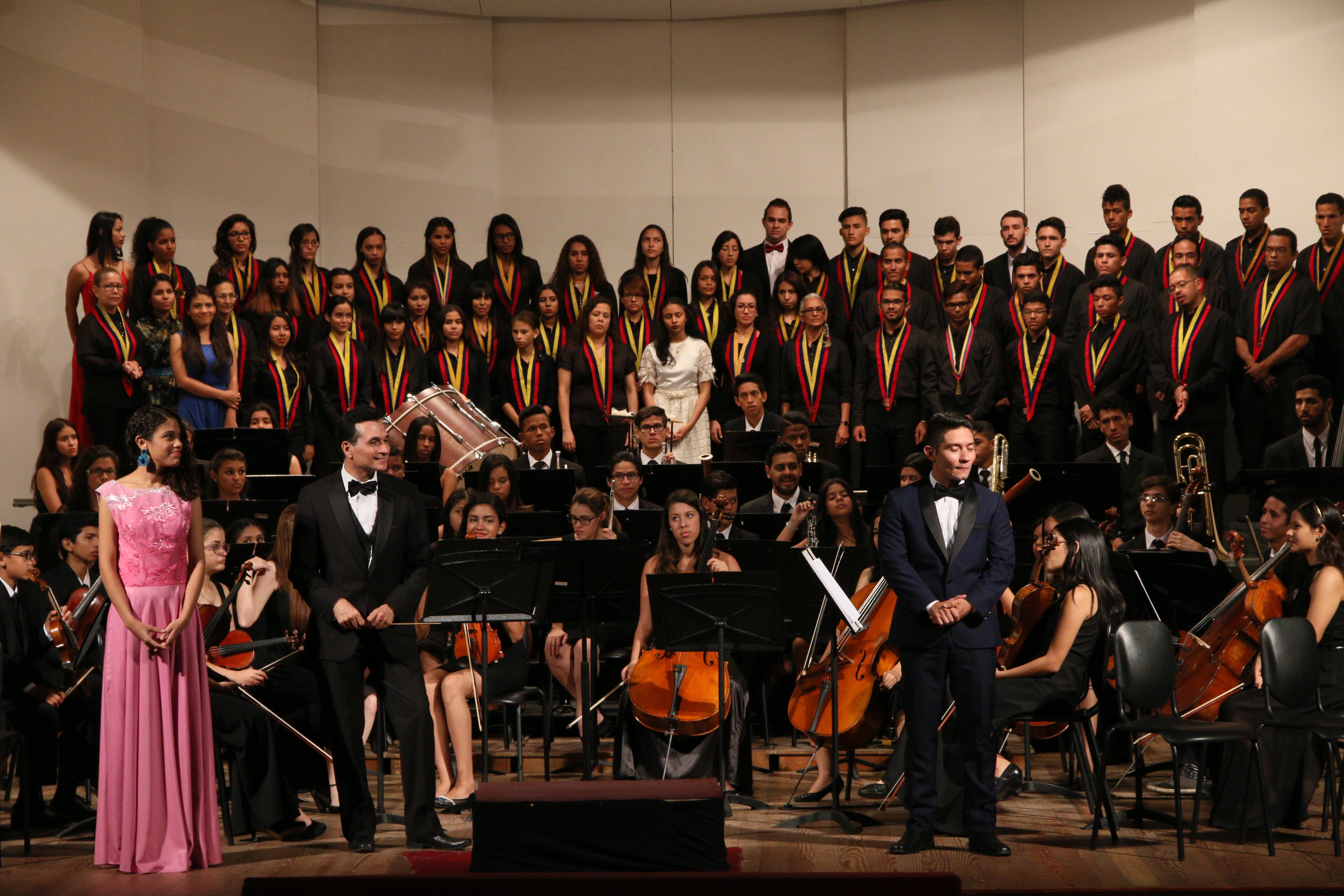 Magestuosa Gala Lírica deleito al público valenciano