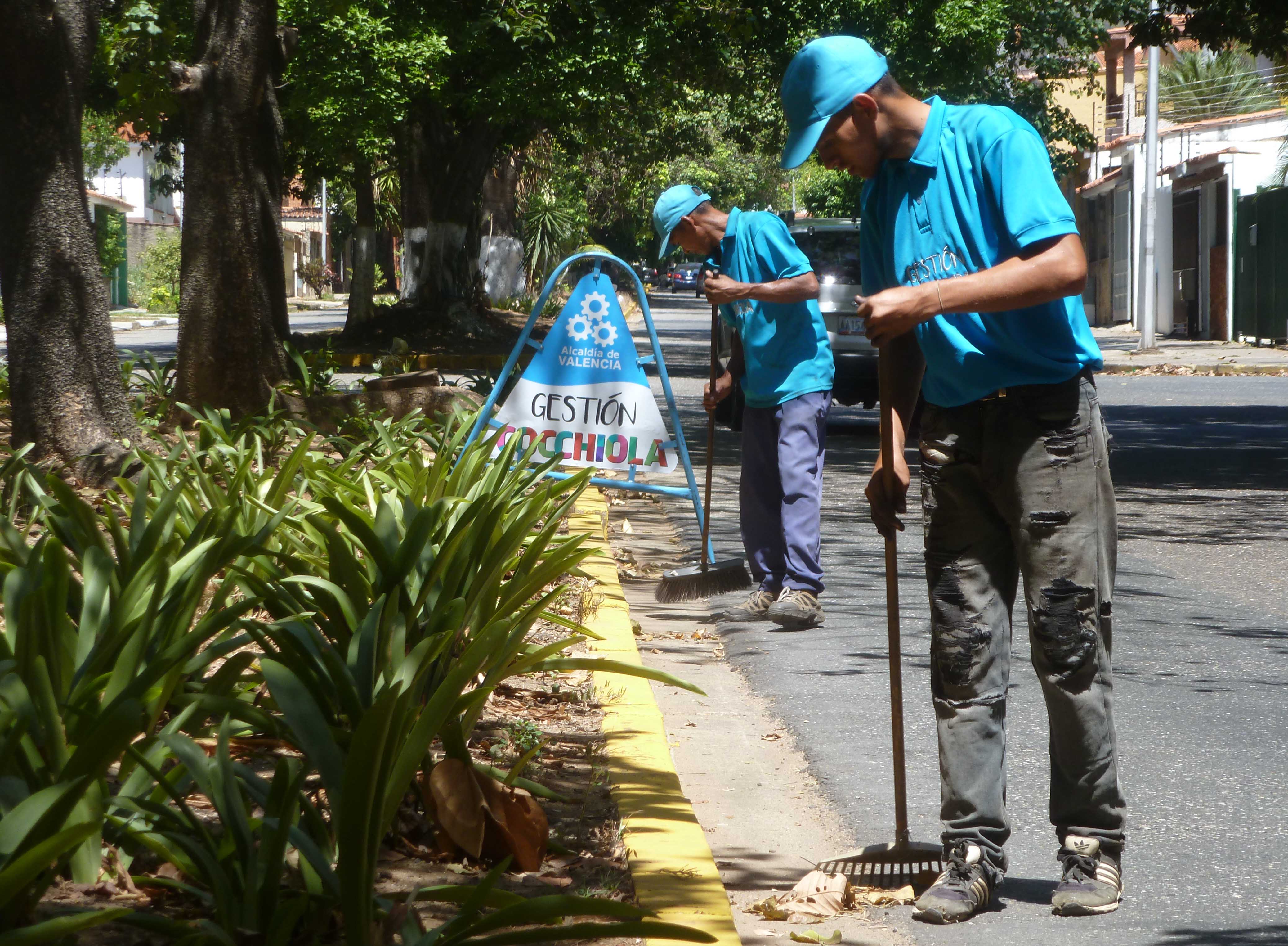 Gestión Cocchiola desplegó cuadrillas de limpieza este fin de semana