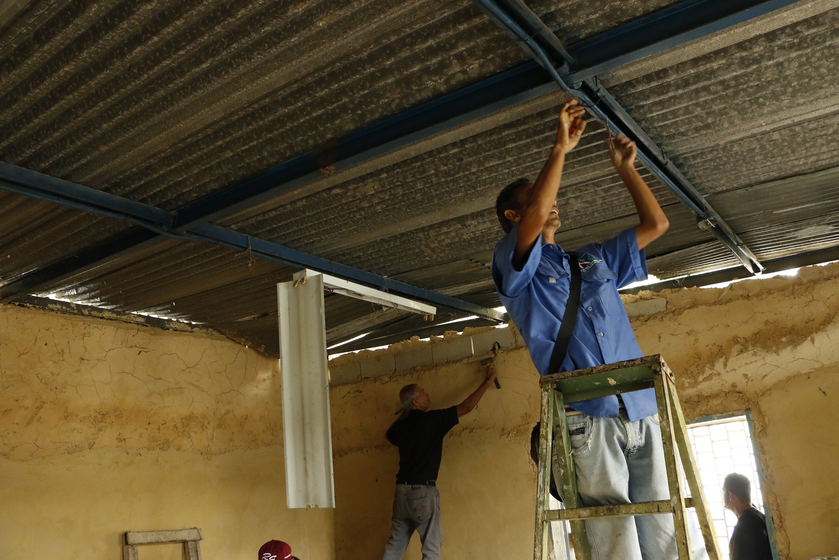 Inició rehabilitación de biblioteca en la U.E. Campo de Carabobo de Independencia