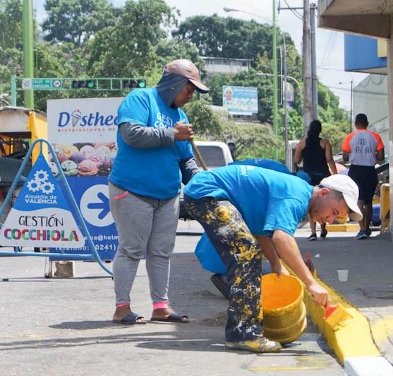 Gestión Cocchiola llevó servicios públicos a seis parroquias  de Valencia