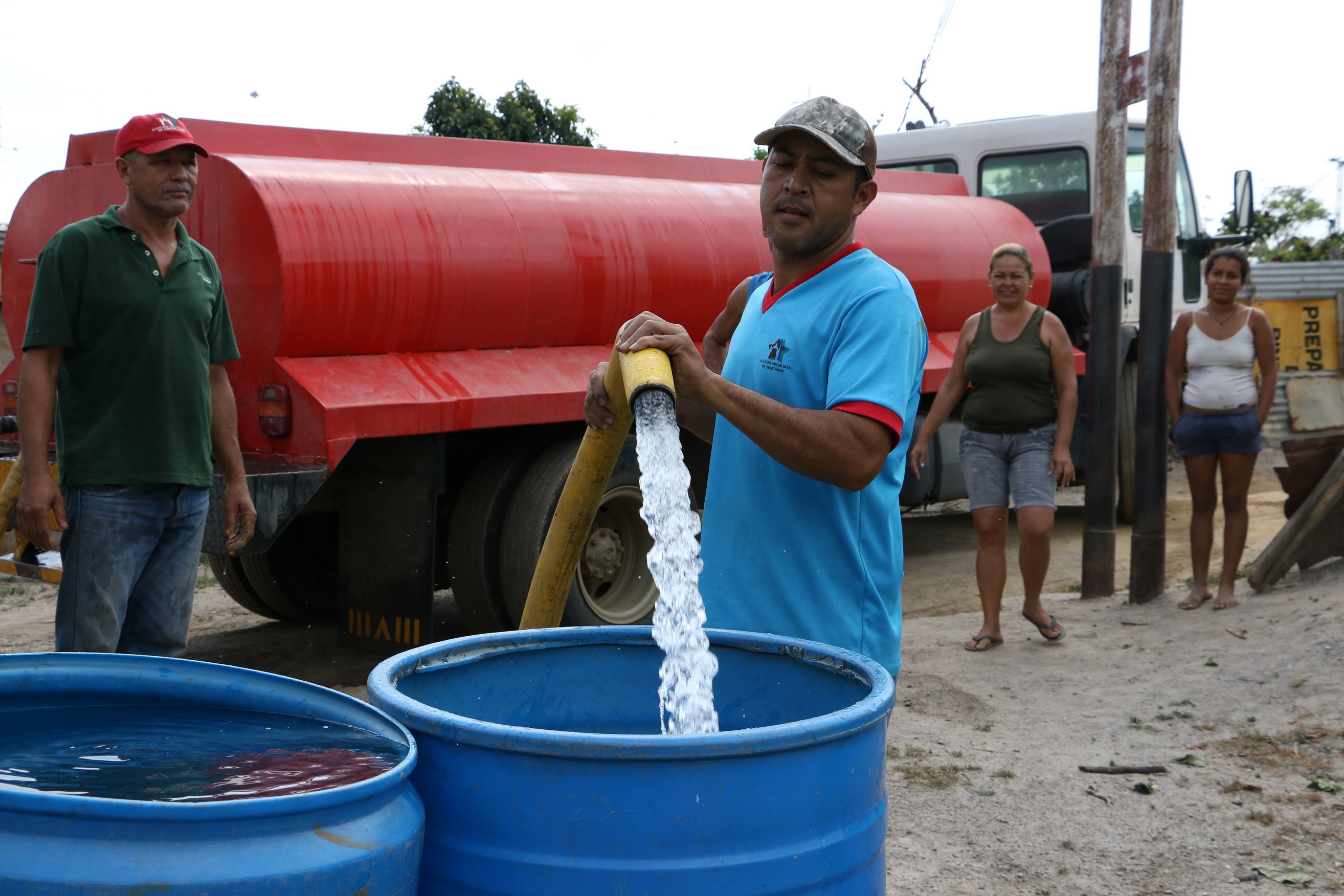 Alcaldía de Libertador ha distribuido casi 10 millones de litros de agua mediante camiones cisterna