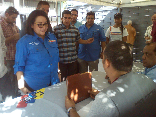 Haydee Franco inscribió  candidatura a la gobernación de Carabobo por AP