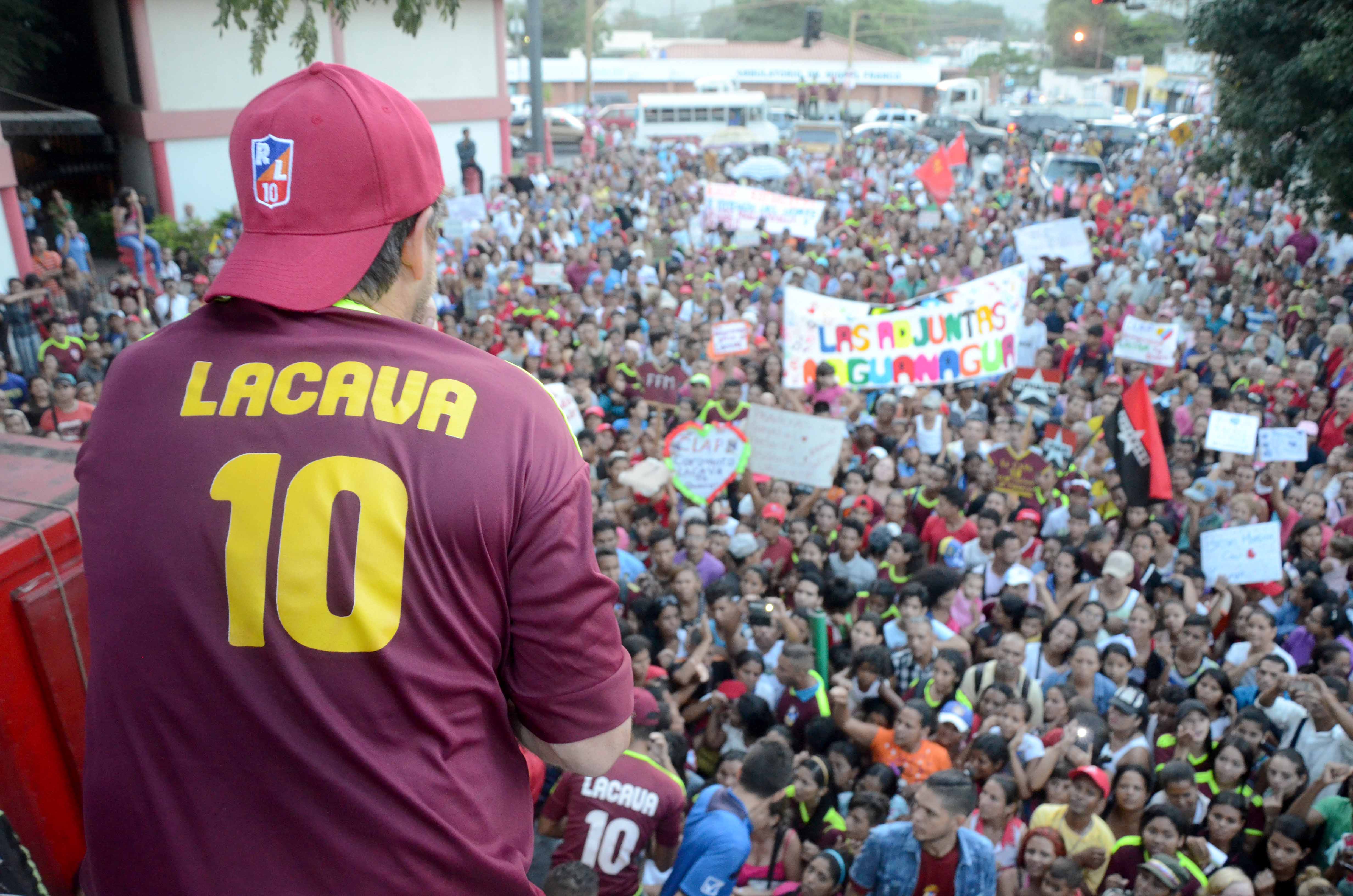 Rafael Lacava: “yo si estoy loco, pero estoy loco de amor por este pueblo”