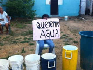 Varios sectores de Valencia  continúan sin agua desde hace más de 20 días