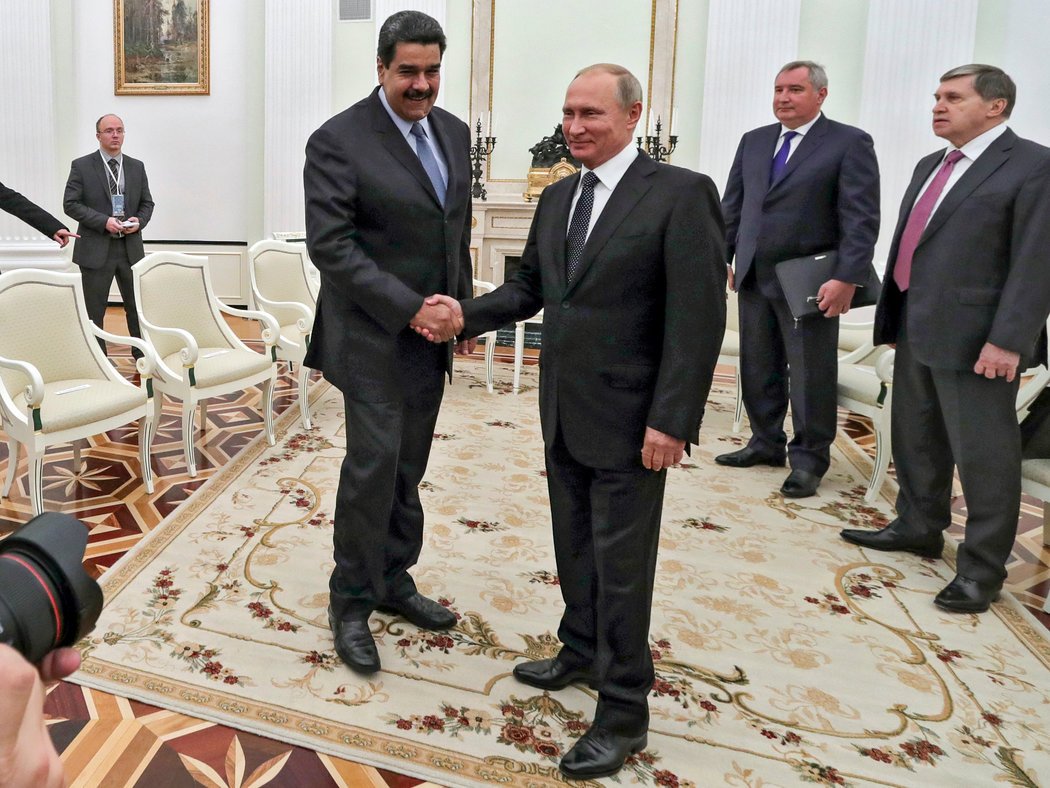 Rusia, el aliado de Maduro para evadir las sanciones de Estados Unidos por : Orlando Avendaño