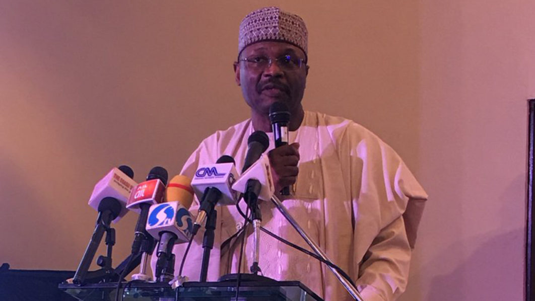 El poder electoral de Nigeria INEC suspende elecciones presidenciales y legislativas