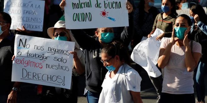 La crítica situación de médicos en Latinoamérica se agudiza con la pandemia