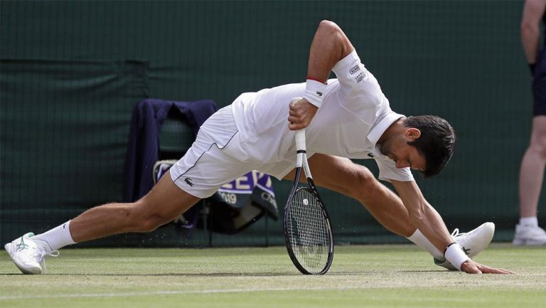 El irresponsable de Novak Djokovic: Tiene coronavirus tras organizar una fiesta en Serbia