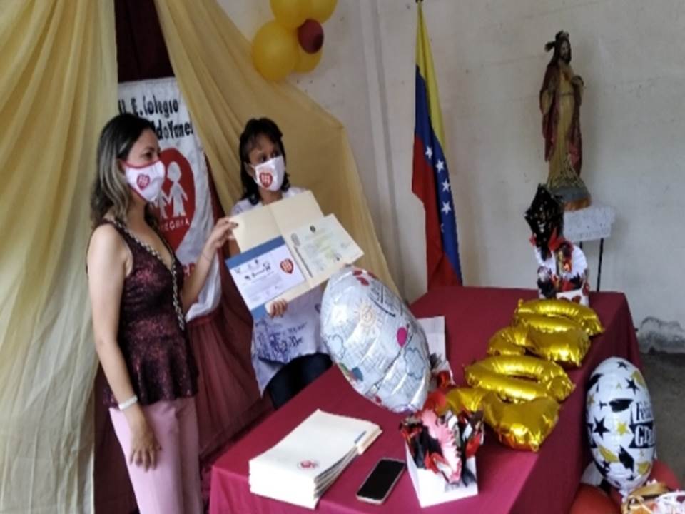 Más de 25 mil jóvenes recibieron títulos de bachiller en Carabobo