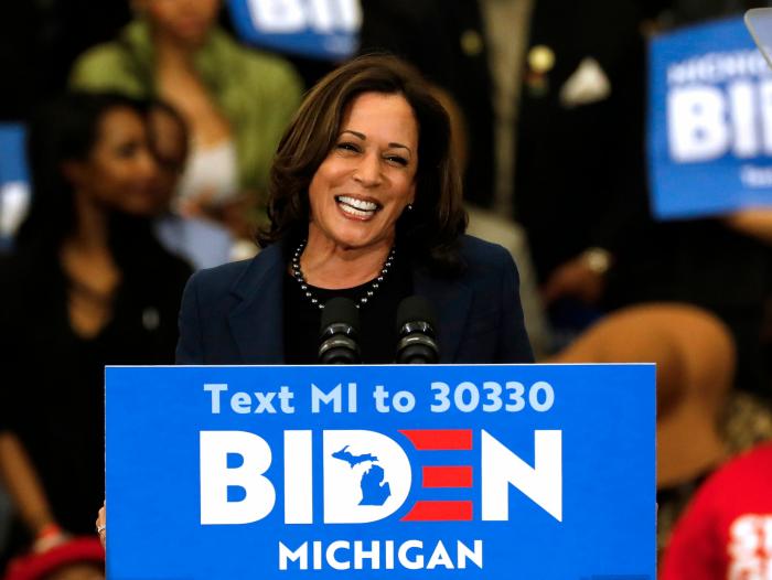 ¿Por qué la administración de Biden despidió al personal por fumar marihuana? pero dejó que Kamala Harris