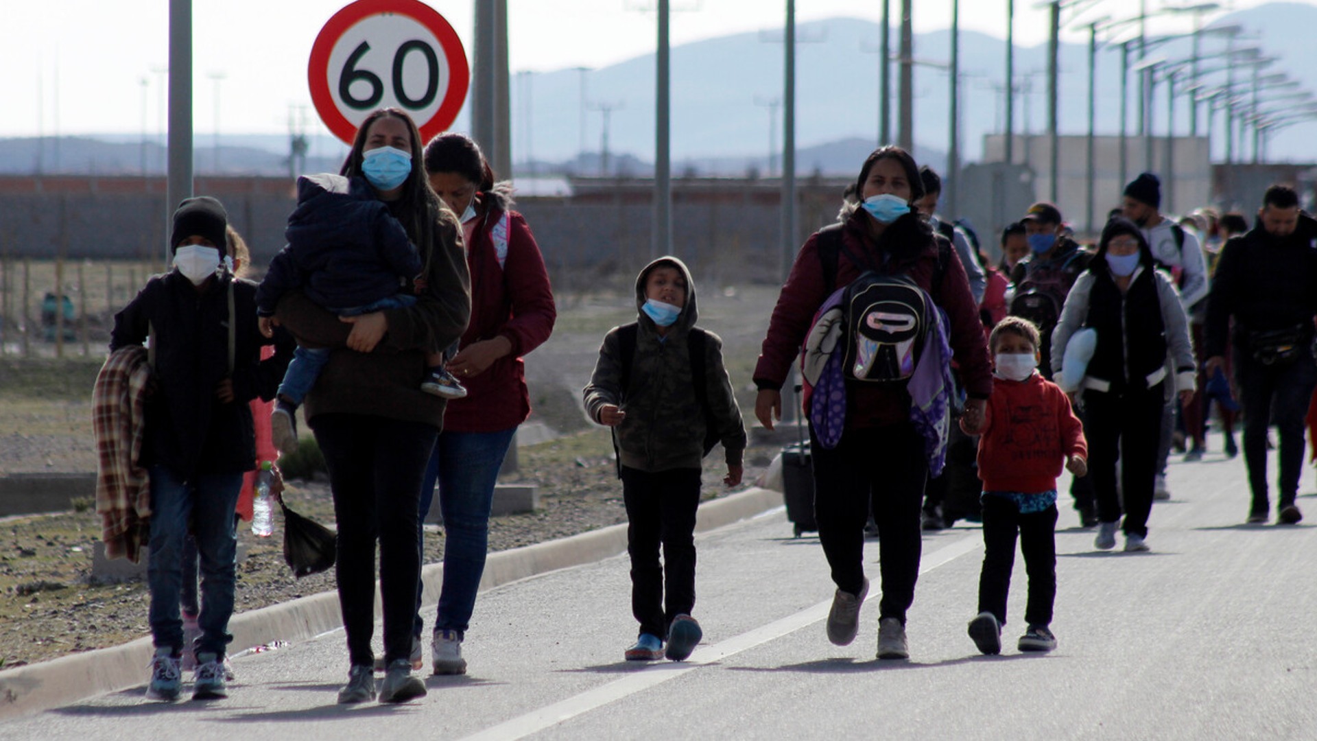 ¿Por qué Acnur refuerza su respuesta en Chile ante aumento de emigrantes venezolanos?