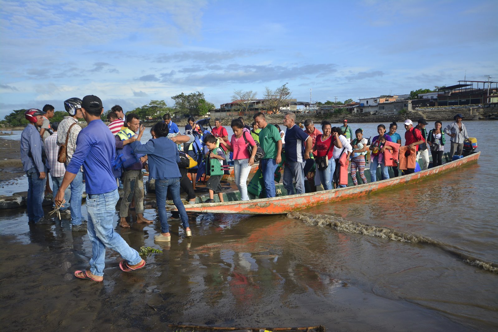 Conflicto, violencia, migración y olvido en la frontera del Arauca venezolano por Rina Mazuera