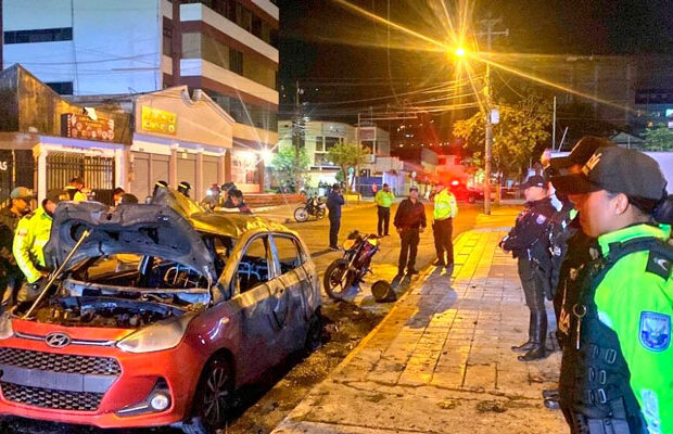 Policía de Ecuador captura a seis personas tras explosión de coche bomba en Quito