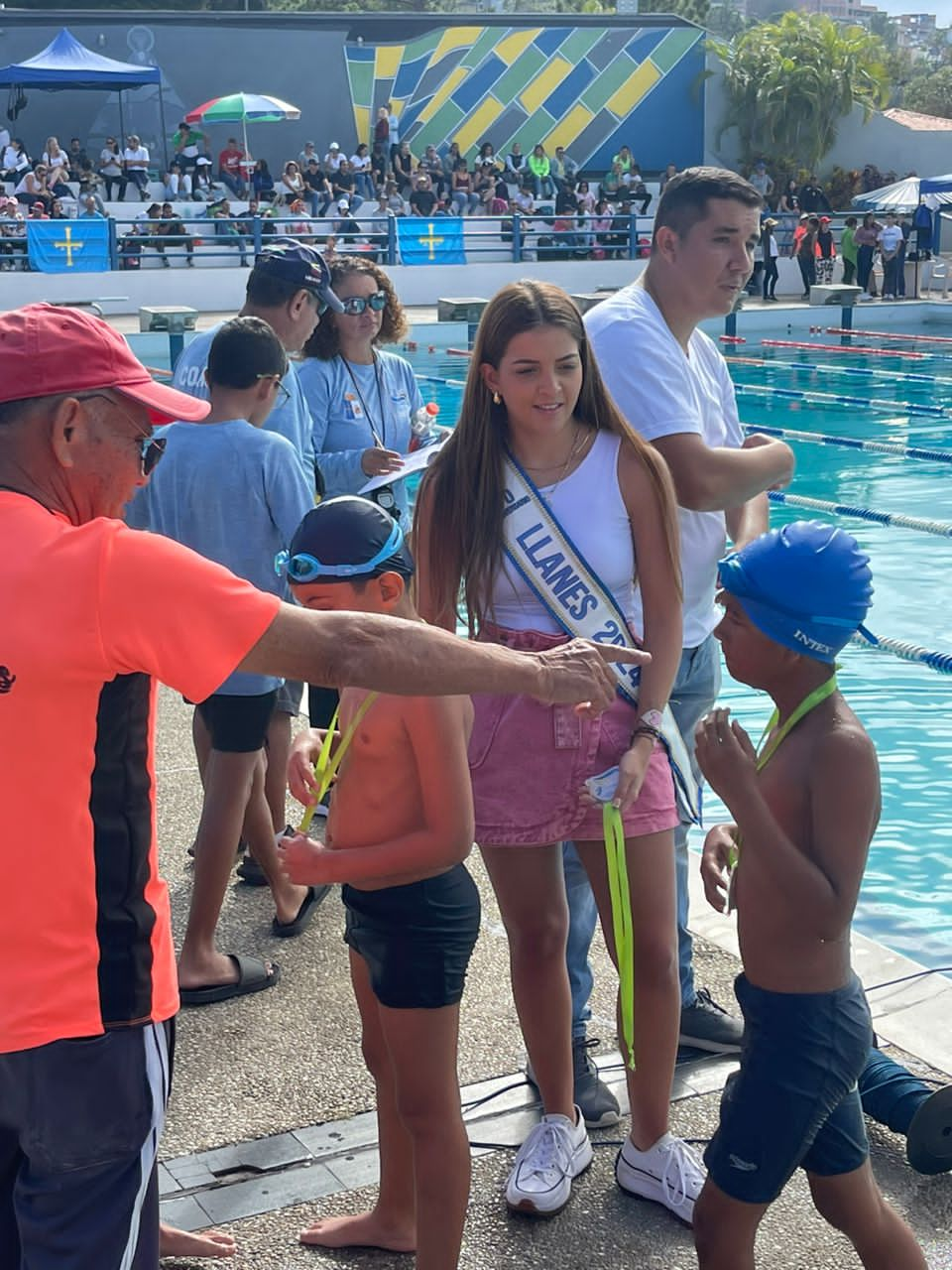 Más de 170 atletas inauguraron academia de natación del Centro Asturiano de Caracas