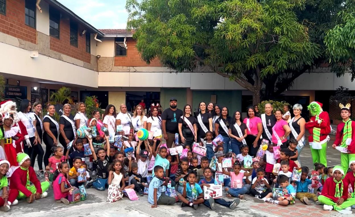 Representantes del Bella Señora Carabobo, Valencia y San Joaquín realizaron su labor social “Dulce Navidad”