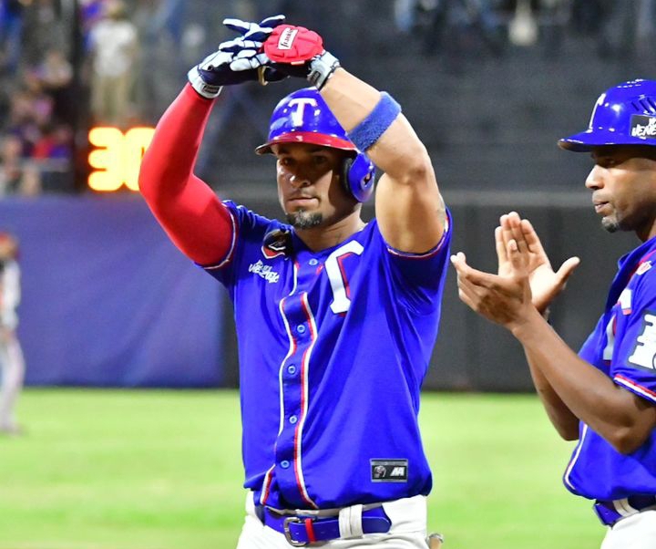 Tiburones se llevó el primero de la final ante Cardenales