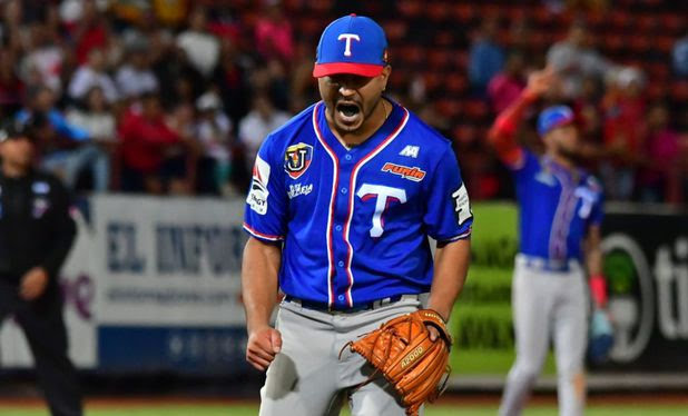 Tiburones venció a Bravos y se metió en la final