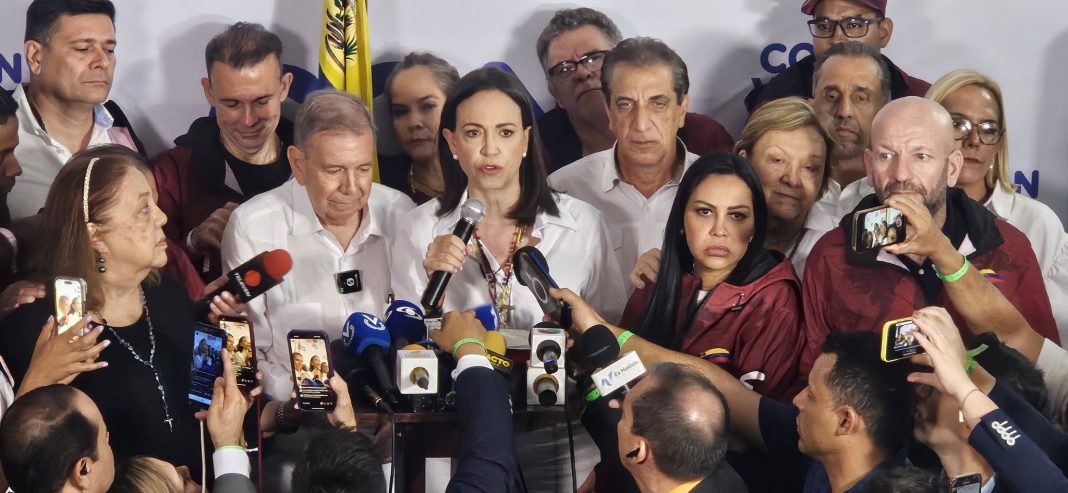 María Corina Machado proclama a Edmundo González como presidente electo de Venezuela