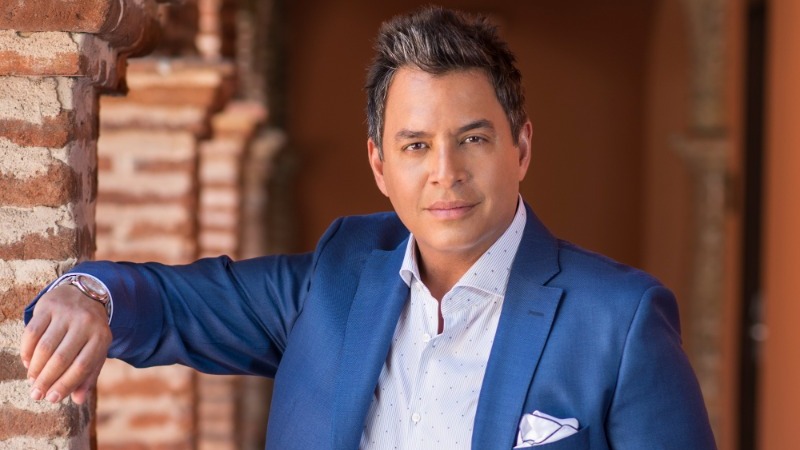 Daniel Sarcos regresará como presentador de Telemundo