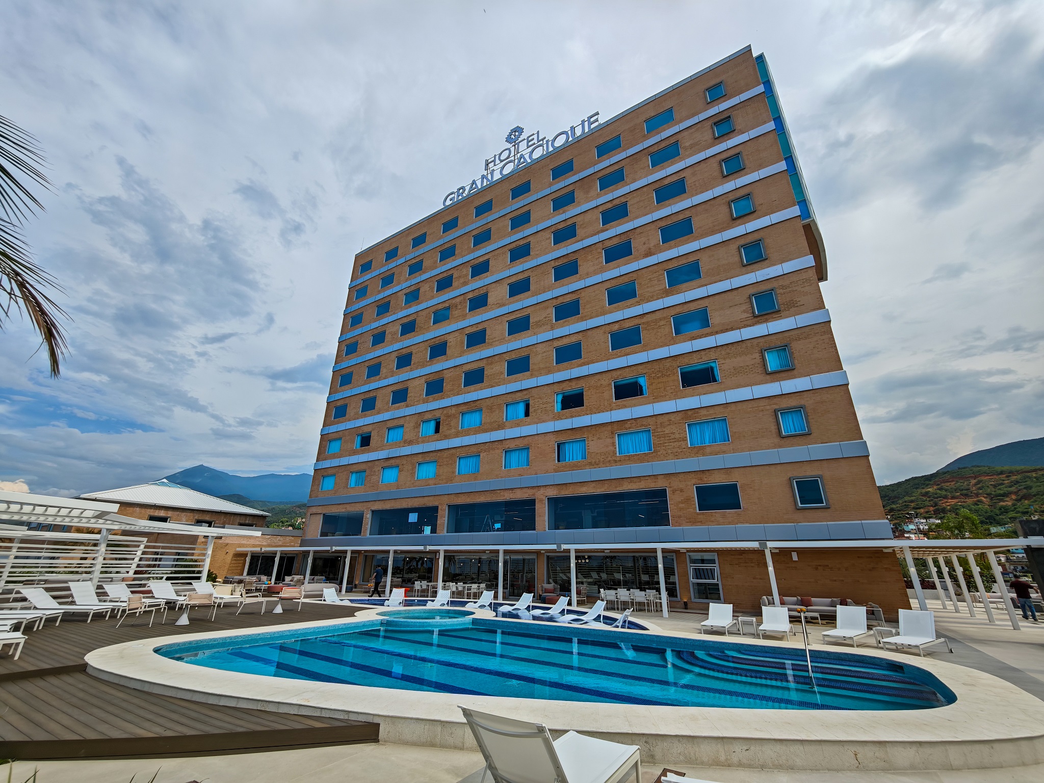 Hotel “Gran Cacique Maiquetía” abrió sus puertas con total y absoluto éxito